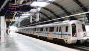 दिल्ली: झंडेवालान स्टेशन पर मेट्रो के सामने कूद कर महिला ने की खुदकुशी दिल्ली: झंडेवालान स्टेशन पर मेट्रो के सामने कूद कर महिला ने की खुदकुशी