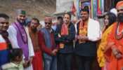 महाराष्ट्र में मतगणना से पहले बाबा केदारनाथ की शरण में पहुंचे सीएम फडणवीस महाराष्ट्र में मतगणना से पहले बाबा केदारनाथ की शरण में पहुंचे सीएम फडणवीस