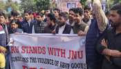 JNU विवाद को लेकर राजस्थान यूनिवर्सिटी में हंगामा, आमने-सामने आए NSUI और ABVP JNU विवाद को लेकर राजस्थान यूनिवर्सिटी में हंगामा, आमने-सामने आए NSUI और ABVP