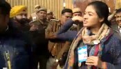 Delhi Assembly Election 2020 : दिल्ली चुनाव की पहली 'थप्पड़बाजी', अलका लांबा ने AAP कार्यकर्ता को जड़ा तमाचा Delhi Assembly Election 2020 : दिल्ली चुनाव की पहली 'थप्पड़बाजी', अलका लांबा ने AAP कार्यकर्ता को जड़ा तमाचा