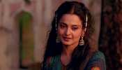 actress rekha forced to work in B and C grade film due to financial problem