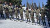 दुनिया के सबसे ऊंचे 'High Altitude Warfare School' में तैयार होते हैं LAC के 'रक्षक' दुनिया के सबसे ऊंचे 'High Altitude Warfare School' में तैयार होते हैं LAC के 'रक्षक'
