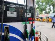 Petrol-Diesel Price: जल्दी से जान लें पेट्रोल-डीजल के दाम, तेल कंपनियों ने जारी कर दिए प्राइस 