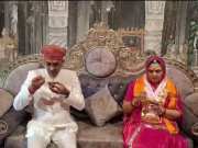 rajsamand BJP candidate Mahima Kumari had darshan of Lord Shri Nathji with her husband Vishvaraj Singh