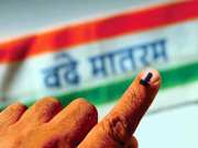 Lok Sabha Election Phase 1 Voting: वोटिंग से पहले मतदान कर्मियों ने किया मॉक पोल, 7 लेयर की सुरक्षा के बीच डाले जाएंगे वोट, किसकी होगी जीत?