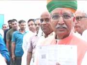 bikaner Lok Sabha Election 2024 Arjunram Meghwal stood in queue like common people 