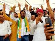 Rajasthan lok sabha election 2024 Hanuman Beniwal danced vigorously with workers on road show