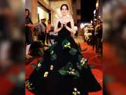 Fashion Queen Urfi Javed came wearing magical dress on red carpet watch viral video