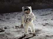 scientists invented device for space suit that will change urine in water