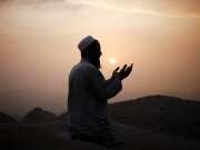 chandra grahan 2024 muslim will perform namaz during lunar eclipse 