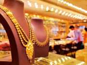 Gold Price: सोना फिर नए रिकॉर्ड स्तर पर पहुंचा, इतने रुपये बढ़ा, चांदी हुई सस्ती