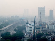 Weather Update: पहाड़ों में शुरु हुई बर्फबारी, दिल्ली में सर्दी के लिए करना होगा और इंतजार 