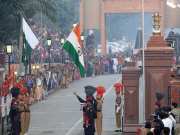 Flag Meeting: भारत-पाक के बीच हुई 75 मिनट की मीटिंग, LoC पर हुई बातचीत में क्या-कुछ हुआ?