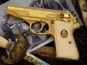 Most expensive Guns: दुनिया की 4 सबसे महंगी बंदूके, कीमत इतनी कि खरीद लेंगे बंगला!