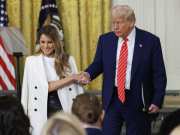 Melania Trump: डोनाल्ड ट्रंप की शादी को लेकर बड़ा दावा, क्या साथ नहीं रहतीं फर्स्ट लेडी?
