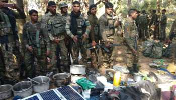 ITBP जवानों की बड़ी कार्रवाई, छत्तीसगढ़-मध्य प्रदेश सीमा पर ध्वस्त किया नक्सली कैंप ITBP जवानों की बड़ी कार्रवाई, छत्तीसगढ़-मध्य प्रदेश सीमा पर ध्वस्त किया नक्सली कैंप
