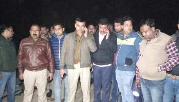 यूपीः बदमाशों और पुलिस में हुई मुठभेड़, कुख्यात बदमाश हुआ गिरफ्तार यूपीः बदमाशों और पुलिस में हुई मुठभेड़, कुख्यात बदमाश हुआ गिरफ्तार