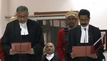 रांची: झारखंड हाईकोर्ट में दो जजों ने ली शपथ, कई अधिकारी रहे मौजूद रांची: झारखंड हाईकोर्ट में दो जजों ने ली शपथ, कई अधिकारी रहे मौजूद