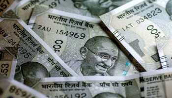 UP: मुजफ्फरनगर में एक कार से सात लाख रुपए की नकदी हुई बरामद, पुलिस कर रही जांच UP: मुजफ्फरनगर में एक कार से सात लाख रुपए की नकदी हुई बरामद, पुलिस कर रही जांच