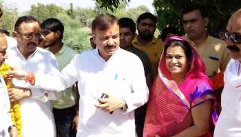 Lok Sabha Result 2019: होशंगाबाद में BJP प्रत्याशी ने लगातार तीसरी बार लहराया जीत का परचम Lok Sabha Result 2019: होशंगाबाद में BJP प्रत्याशी ने लगातार तीसरी बार लहराया जीत का परचम