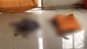 बिहारः पिता ने अपने दो बेटों की तलवार से काट कर की हत्या, खुद भी लगा ली फांसी बिहारः पिता ने अपने दो बेटों की तलवार से काट कर की हत्या, खुद भी लगा ली फांसी