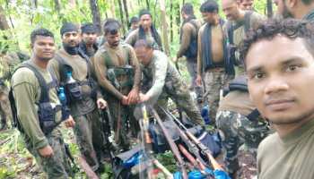 छत्तीसगढ़ः सुरक्षाबलों के साथ 5 घंटे चली मुठभेड़ में 4 नक्सली ढेर, कई हथियार भी बरामद छत्तीसगढ़ः सुरक्षाबलों के साथ 5 घंटे चली मुठभेड़ में 4 नक्सली ढेर, कई हथियार भी बरामद