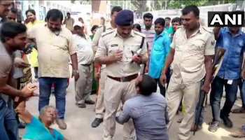 बिहार : छपरा में चोरी के शक में भीड़ ने की युवकों की बेरहमी से पिटाई, 3 की मौत बिहार : छपरा में चोरी के शक में भीड़ ने की युवकों की बेरहमी से पिटाई, 3 की मौत