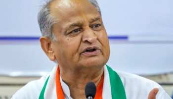 गहलोत ने केंद्र पर साधा निशाना, बोले- राजस्थान में घुसने के लिए तड़प रहे ED और CBI