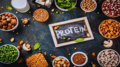 4 signs of deficiency of protein in your body protein ki kami ke sanket 