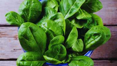 people with these 5 diseases should avoid eating spinach palak khane ke nuksan