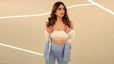 Neha Singh flaunts her beauty wearing an off shoulder top in a bossy look fans eyes are glued to the video