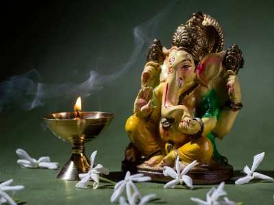 Ganesh Chaturthi 2024 do these upay in night of ganesh chaturthi to get blessing of ganpati bappa