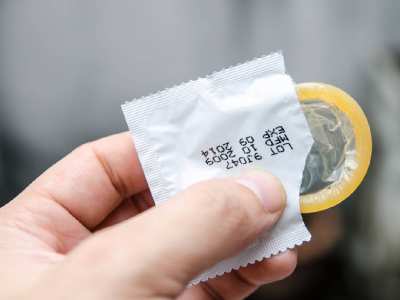 is condom expiry date there side effects of using expired condom