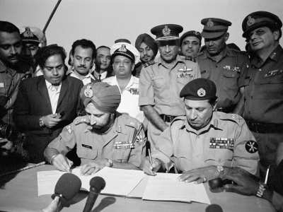 indo pak war 1971 when bangladesh separated from pakistan by indian army