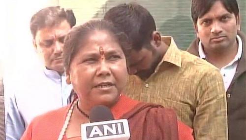 BJP की EC से शिकायत, हुबली एयरपोर्ट पर साध्वी निरंजन ज्योति का अपमान किया गया BJP की EC से शिकायत, हुबली एयरपोर्ट पर साध्वी निरंजन ज्योति का अपमान किया गया