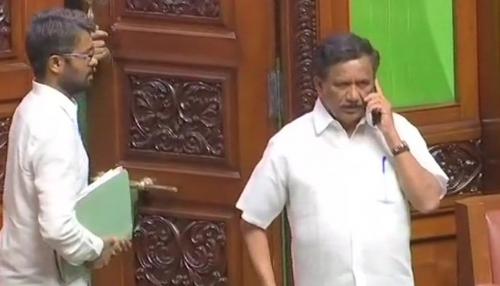 बोपैया सिर्फ शपथ दिलाएंगे तो फिर फ्लोर टेस्ट कौन कराएगा, प्रोटेम स्पीकर पर SC की 10 खास बातें बोपैया सिर्फ शपथ दिलाएंगे तो फिर फ्लोर टेस्ट कौन कराएगा, प्रोटेम स्पीकर पर SC की 10 खास बातें