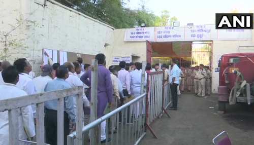 चुनाव परिणाम टी-20 की शैली में फटाफट नहीं आएंगे, नतीजे डे-नाइट मैच साबित होंगे चुनाव परिणाम टी-20 की शैली में फटाफट नहीं आएंगे, नतीजे डे-नाइट मैच साबित होंगे