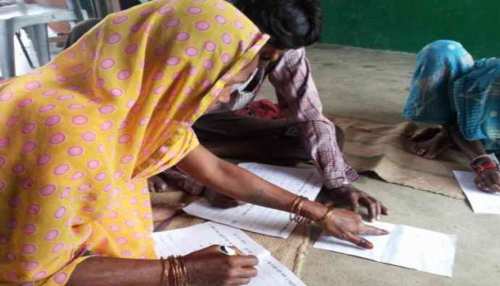 मंत्री जी ने केंद्रीय वित्त मंत्री से की मांग, 'भारत में 10वीं पास ही कहलाए साक्षर' मंत्री जी ने केंद्रीय वित्त मंत्री से की मांग, 'भारत में 10वीं पास ही कहलाए साक्षर'