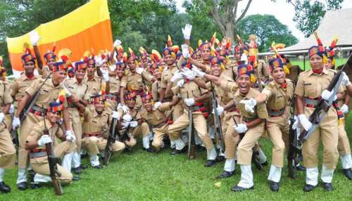 असम: गैंडों के अवैध शिकार पर रोक लगाएगी राइनो प्रोटेक्शन फोर्स, 82 जवानों को दी गई ट्रेनिंग असम: गैंडों के अवैध शिकार पर रोक लगाएगी राइनो प्रोटेक्शन फोर्स, 82 जवानों को दी गई ट्रेनिंग