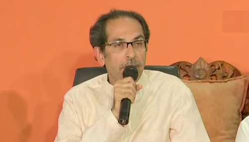 मेरे पार्टी के विधायक कहां रखने हैं, यह मेरा अधिकार हैं, कोई सवाल नहीं पूछ सकता: उद्धव ठाकरे मेरे पार्टी के विधायक कहां रखने हैं, यह मेरा अधिकार हैं, कोई सवाल नहीं पूछ सकता: उद्धव ठाकरे