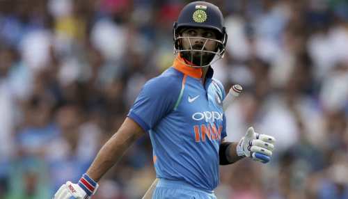 कोहली को चकमा देने में माहिर है यह कंगारू, वनडे-टी20 हर फॉर्मेट में करता है शिकार कोहली को चकमा देने में माहिर है यह कंगारू, वनडे-टी20 हर फॉर्मेट में करता है शिकार
