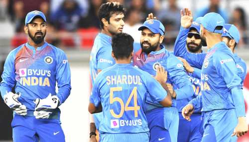 INDvsNZ: ऑकलैंड में जीत की हैट्रिक के लिए उतरेगी टीम इंडिया, 26 जनवरी बनेगा गवाह? INDvsNZ: ऑकलैंड में जीत की हैट्रिक के लिए उतरेगी टीम इंडिया, 26 जनवरी बनेगा गवाह?