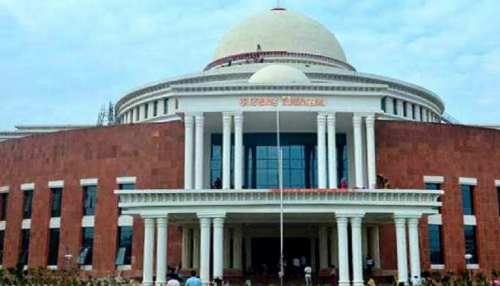 झारखंड विधानसभा में लागू होगा रोस्टर सिस्टम, 33 प्रतिशत कर्मचारी ही आएंगे ऑफिस झारखंड विधानसभा में लागू होगा रोस्टर सिस्टम, 33 प्रतिशत कर्मचारी ही आएंगे ऑफिस