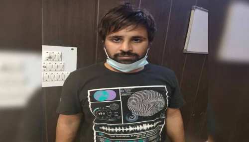 ड्राइवर बन बड़े नेताओं, अफसरों की कार चुराने वाला 'रॉबिन' 25 गर्लफ्रेंड पर करता था खर्चा, अब गिरफ्तार ड्राइवर बन बड़े नेताओं, अफसरों की कार चुराने वाला 'रॉबिन' 25 गर्लफ्रेंड पर करता था खर्चा, अब गिरफ्तार