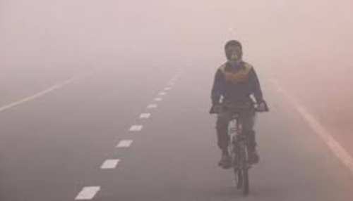 Weather Forecast: घने कोहरे की चपेट में दिल्ली-NCR, कई राज्यों में सर्दी के चलते Orange Alert जारी Weather Forecast: घने कोहरे की चपेट में दिल्ली-NCR, कई राज्यों में सर्दी के चलते Orange Alert जारी