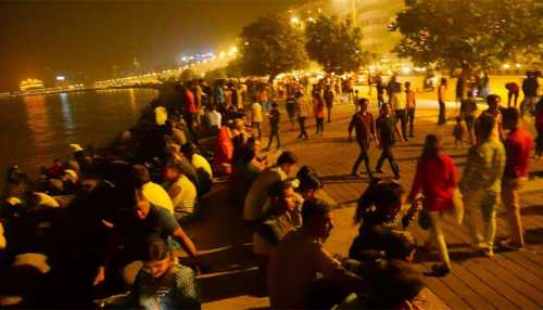 New Year Celebration पर कोरोना का ग्रहण, मुंबई-पुणे में धारा 144 लागू; Maharashtra के कई शहरों में नाइट कर्फ्यू New Year Celebration पर कोरोना का ग्रहण, मुंबई-पुणे में धारा 144 लागू; Maharashtra के कई शहरों में नाइट कर्फ्यू