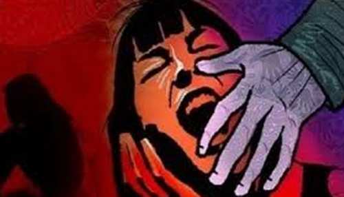 पड़ोसी युवक ने किशोरी से किया रेप, ट्रैक्टर पर लगा डीजे बजाया ताकि चीखने की आवाज बाहर न जा पाए पड़ोसी युवक ने किशोरी से किया रेप, ट्रैक्टर पर लगा डीजे बजाया ताकि चीखने की आवाज बाहर न जा पाए
