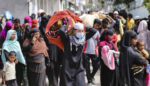 रोहिंग्याओं को Jammu-Kashmir में बसाने के लिए Pakistan और UAE से हो रही थी फंडिंग, जांच में हुआ बड़ा खुलासा रोहिंग्याओं को Jammu-Kashmir में बसाने के लिए Pakistan और UAE से हो रही थी फंडिंग, जांच में हुआ बड़ा खुलासा