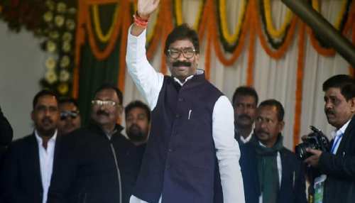 बंगाल में कांग्रेस नहीं TMC का प्रचार करेंगे हेमंत सोरेन, उरांव बोले-हम सिर्फ झारखंड में साथ बंगाल में कांग्रेस नहीं TMC का प्रचार करेंगे हेमंत सोरेन, उरांव बोले-हम सिर्फ झारखंड में साथ