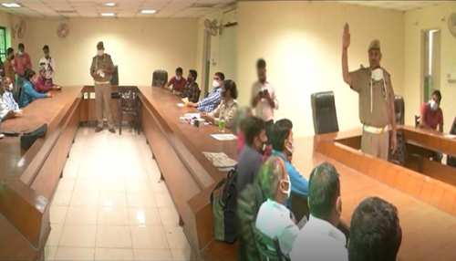 ट्रैफिक नियम तोड़ने वाले हो जाएं सावधान, अब चालान भरने से पहले लगेगी क्लास ट्रैफिक नियम तोड़ने वाले हो जाएं सावधान, अब चालान भरने से पहले लगेगी क्लास